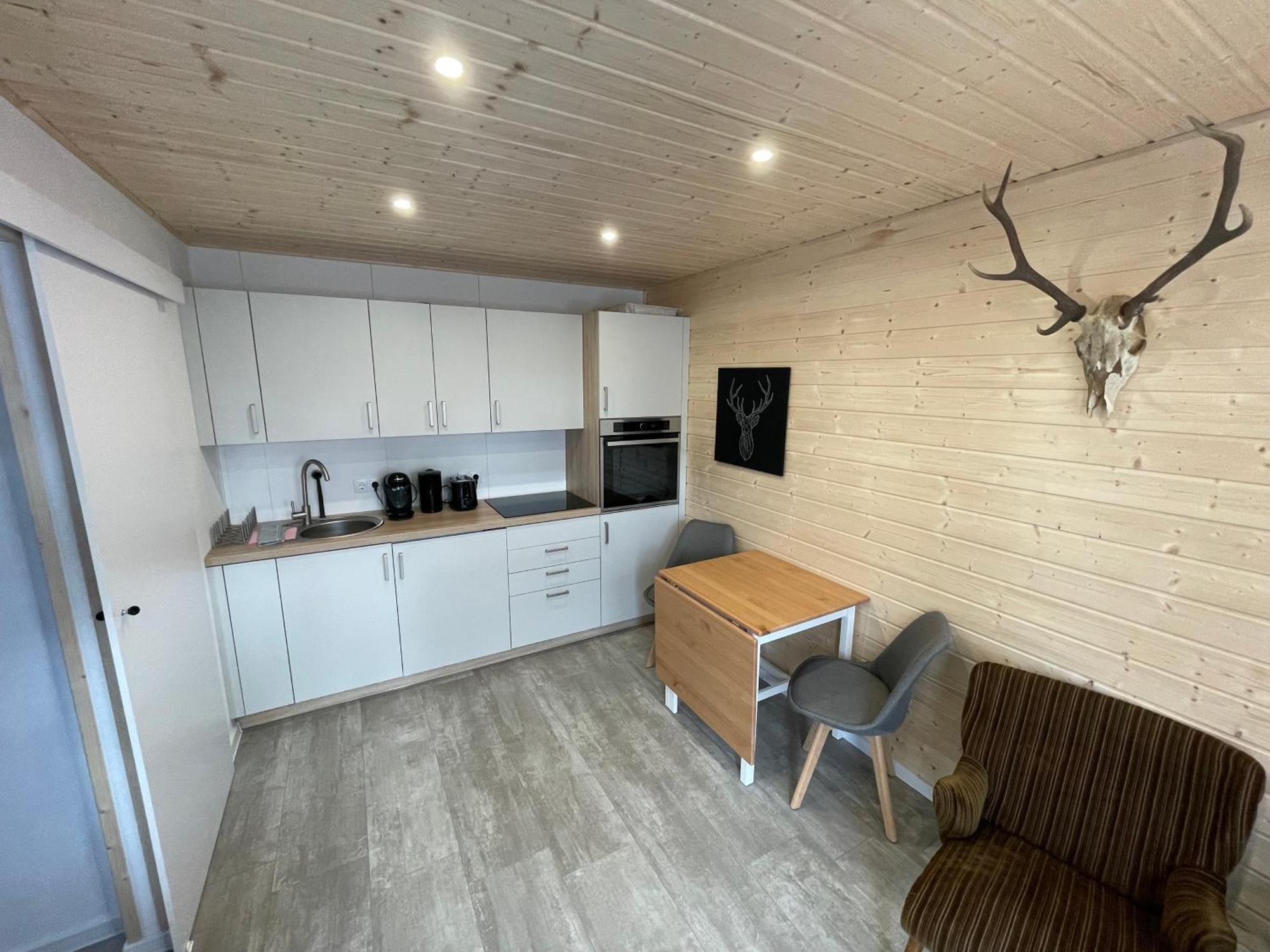 Tinyhaus #4 Huelben - Ortsrand - Kostenlose Parkplaetze Hulben ภายนอก รูปภาพ