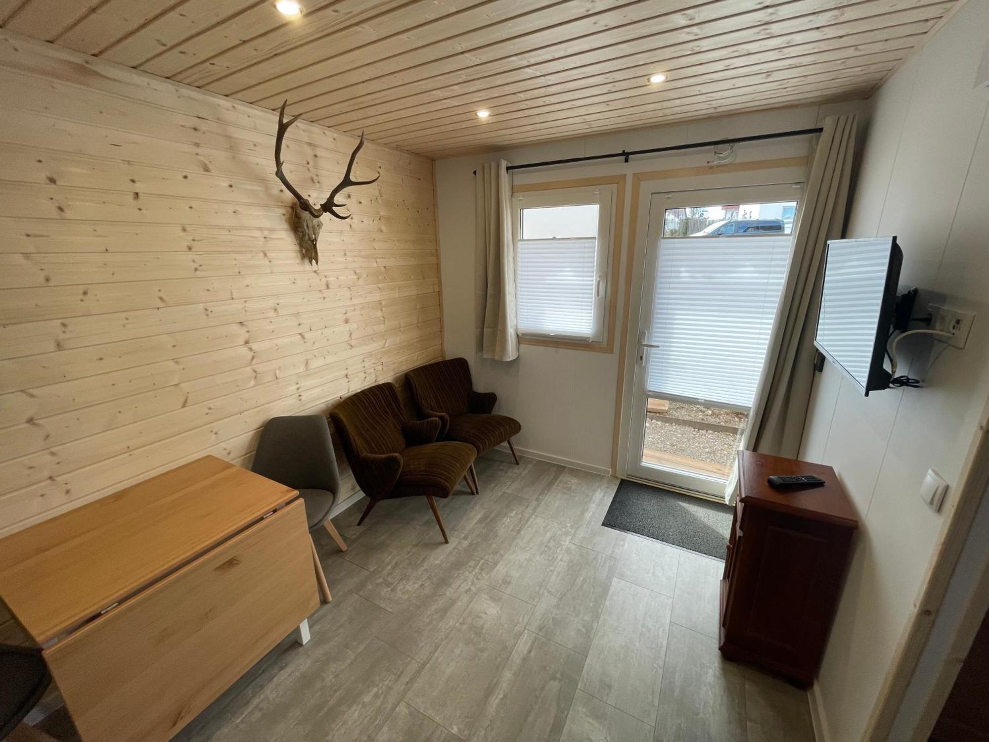 Tinyhaus #4 Huelben - Ortsrand - Kostenlose Parkplaetze Hulben ภายนอก รูปภาพ