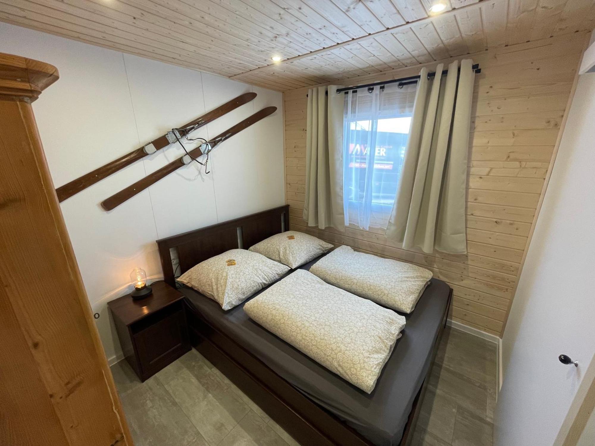 Tinyhaus #4 Huelben - Ortsrand - Kostenlose Parkplaetze Hulben ภายนอก รูปภาพ