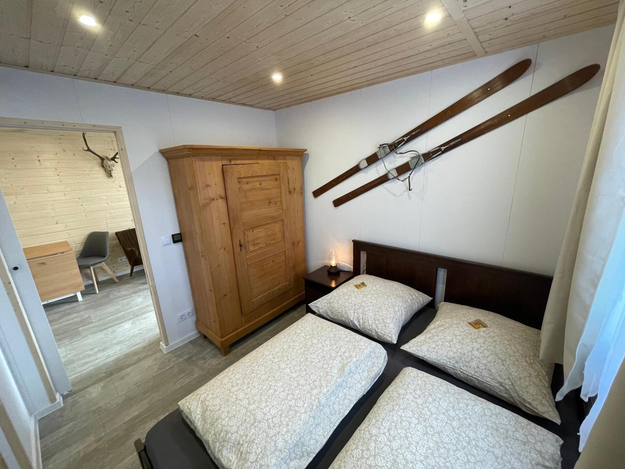 Tinyhaus #4 Huelben - Ortsrand - Kostenlose Parkplaetze Hulben ภายนอก รูปภาพ