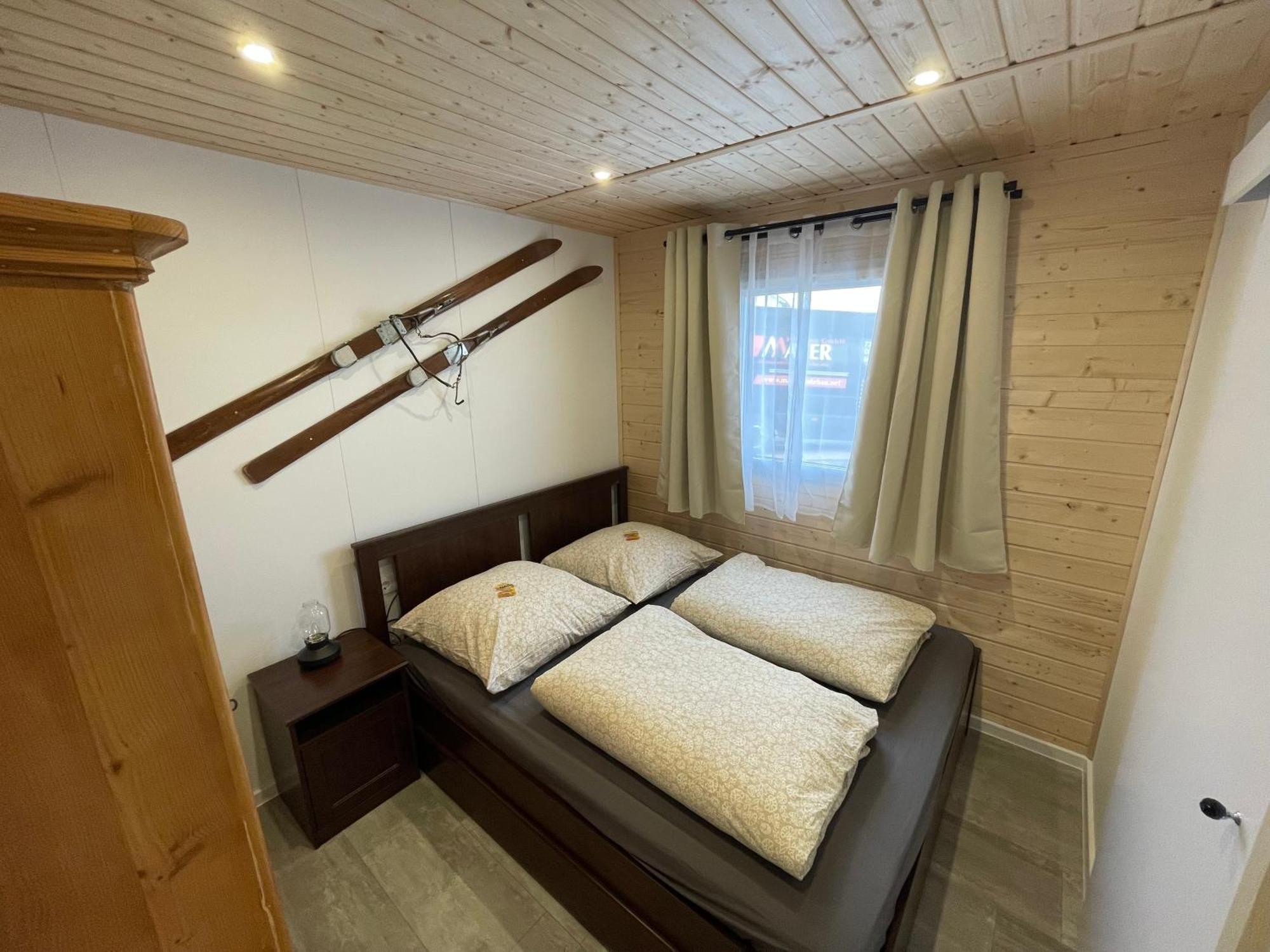 Tinyhaus #4 Huelben - Ortsrand - Kostenlose Parkplaetze Hulben ภายนอก รูปภาพ